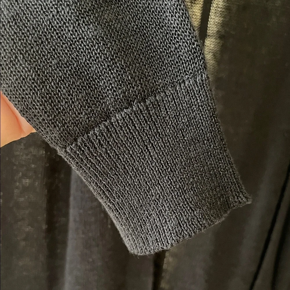 Ann Taylor Black linen blend lightweight long sleeve Knit Cardigan-NWOT - Picture 4 of 5